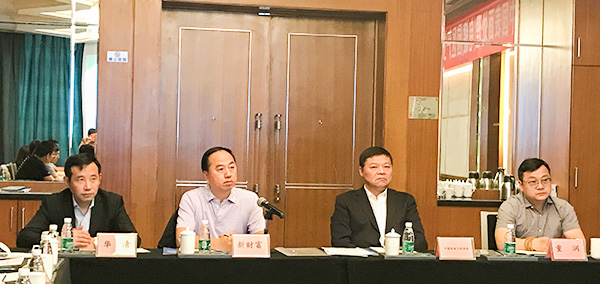 中國表面處理（電鍍）園區(qū)產業(yè)聯盟一屆六次議事會在重慶召開